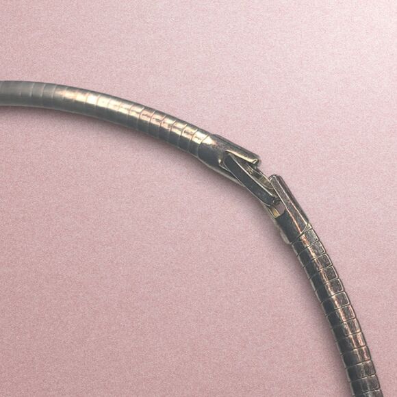 VTG Signed MJ Marie Jennifer Silver Tone Green Stone Pendant Necklace Earrings - Picture 11 of 12